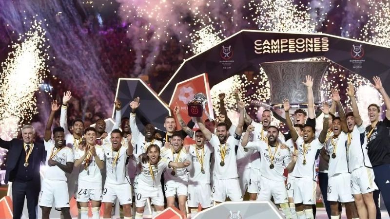 Barcelona Và Kỷ Lục 15 Siêu Cúp Tây Ban Nha