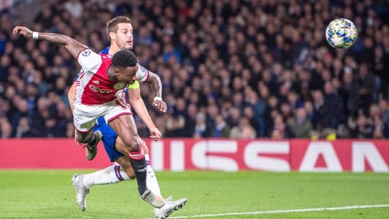 Cách hiểu đúng: Bóng đá không có “deuce”