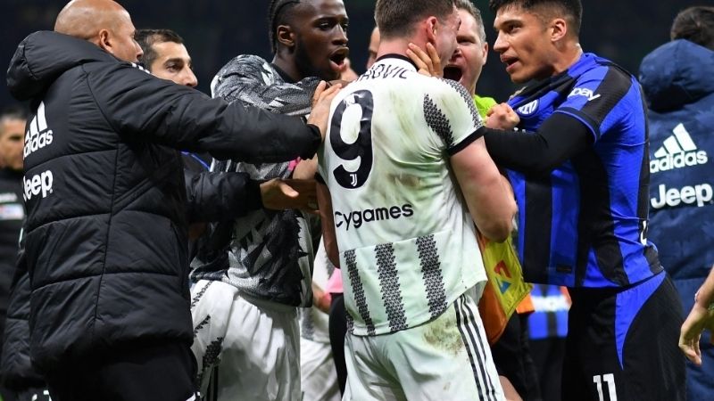 Ký Hiệu Int Trong Bóng Đá Là Gì? Giải Mã Chi Tiết Từ A–Z 2 Ký hiệu int trong bóng đá là gì?