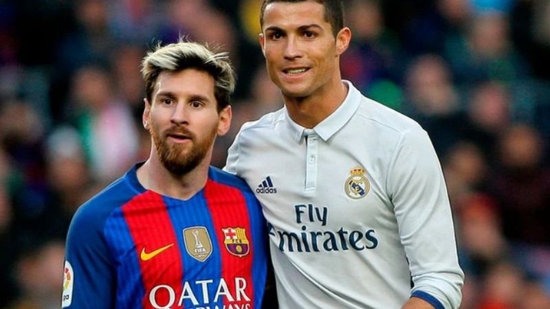 Ronaldo hơn Messi cái gì?
