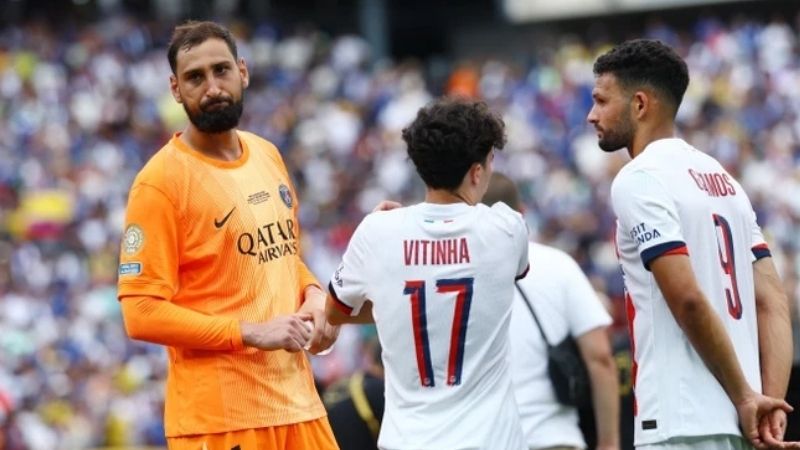 Sai lầm chiến lược từ Luis Enrique 