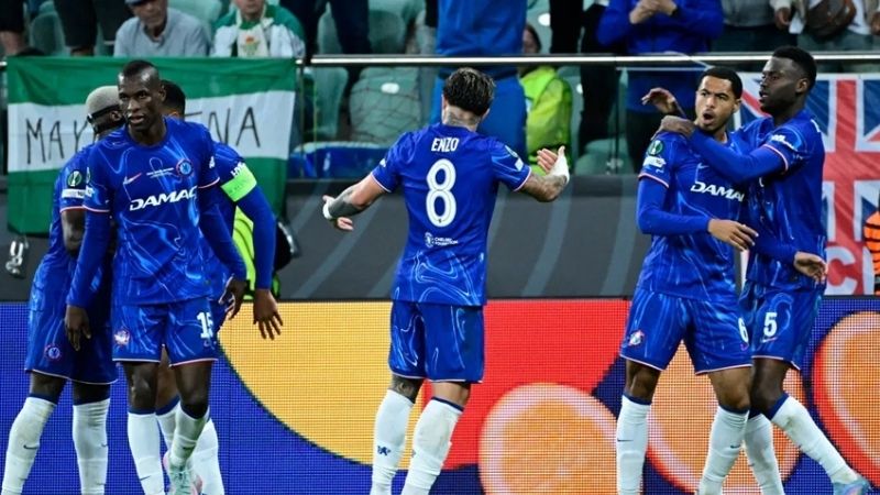 Tại Sao Chelsea Đá C3 – Bí Ẩn Sau Bước Lùi Đầy Toan Tính 2 Tại sao Chelsea đá C3?